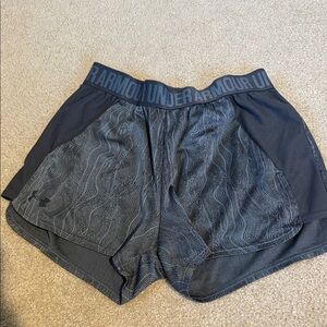 Under Armour Women's Gray Patterned Athletic Shorts